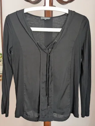 Blusa Salsa Negra con  escote en V