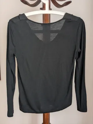 Blusa Salsa Negra con  escote en V