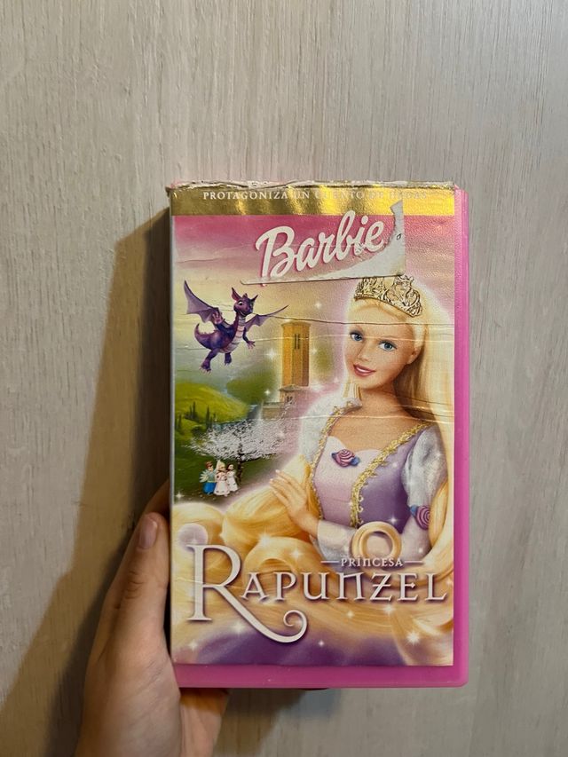 Película VHS Barbie Princesa Rapunzel Español