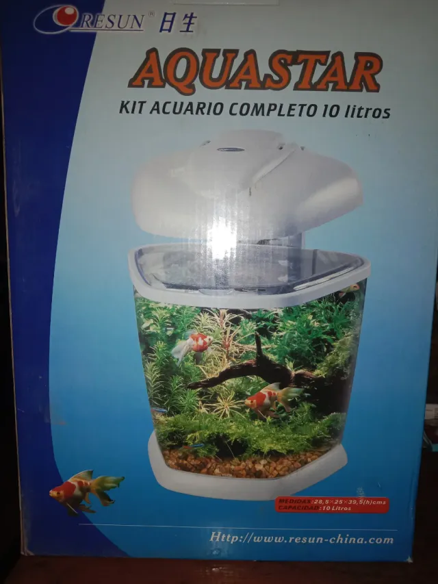 Acuario Resun Aquastar 10 Litros