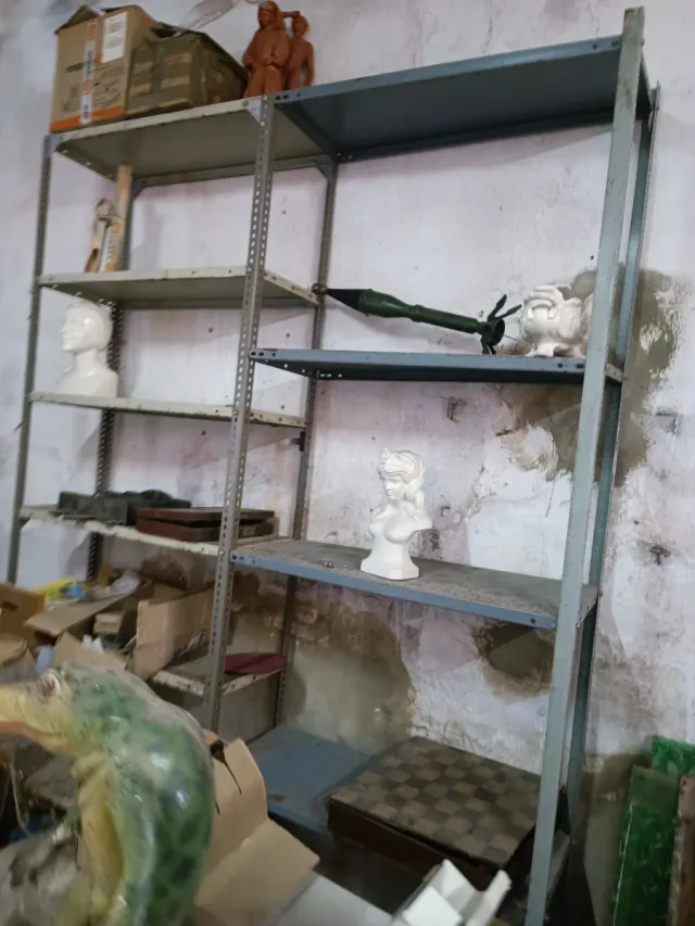 Set di ripiani in metallo