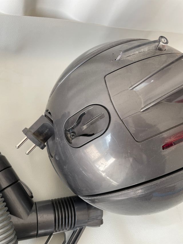 Dyson Ball DC33c Pro Aspirapolvere