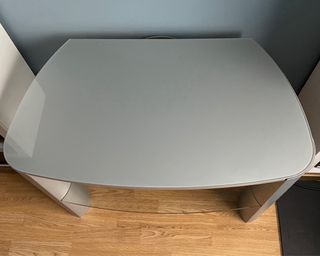 Mesa TV/Sonido Cristal y Metal.