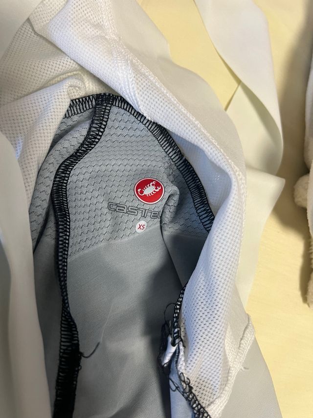 Equipación Ciclismo Garmin Cervelo Castelli