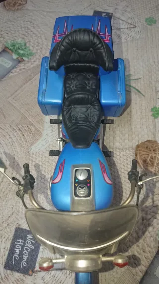 Moto de colección a escala