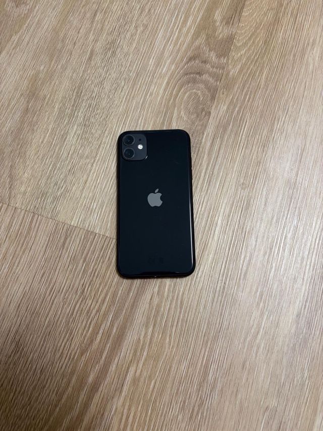 iPhone 11 64 GB Negro