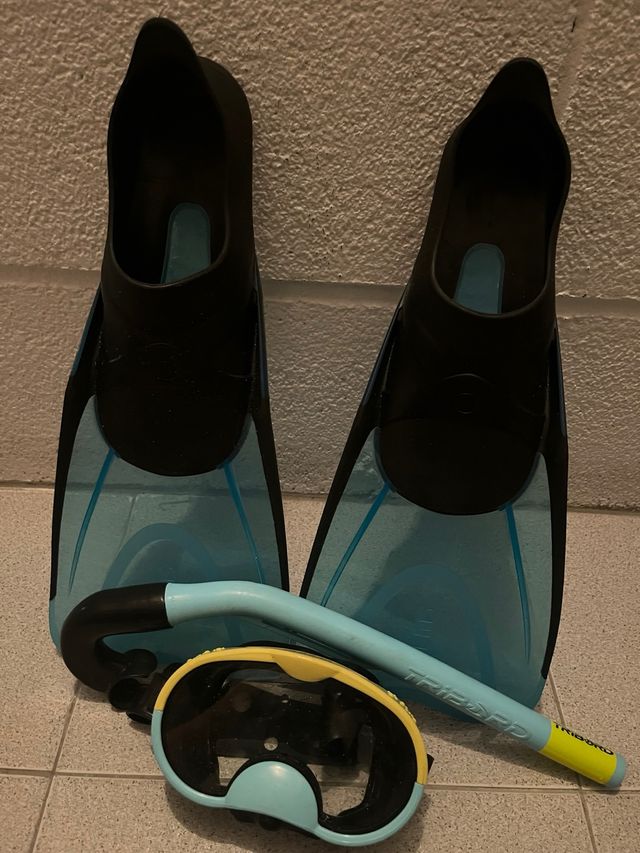 Kit de buceo: máscara, tubo y aletas