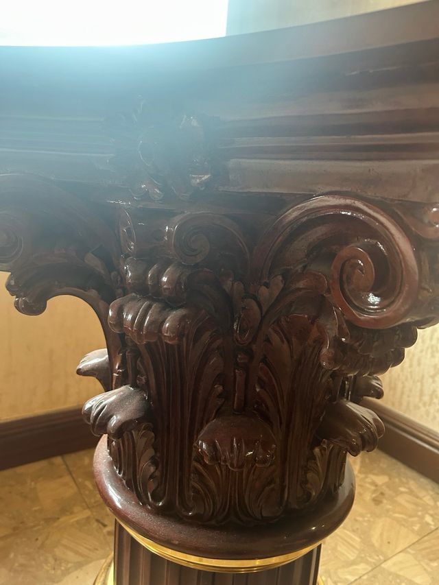 Mesa antigua madera y cristal