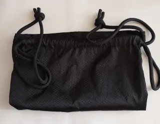 Sacca zaino nero con zip