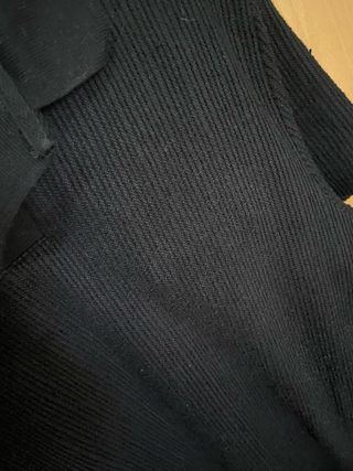 Polo Bershka punto negro talla M
