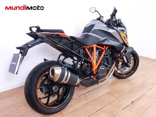 KTM 1290 SUPER DUKE GT ABS