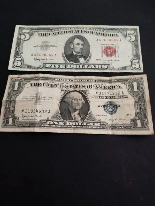 Billete de 5dolares 1963
Billete 1 dolar 1957