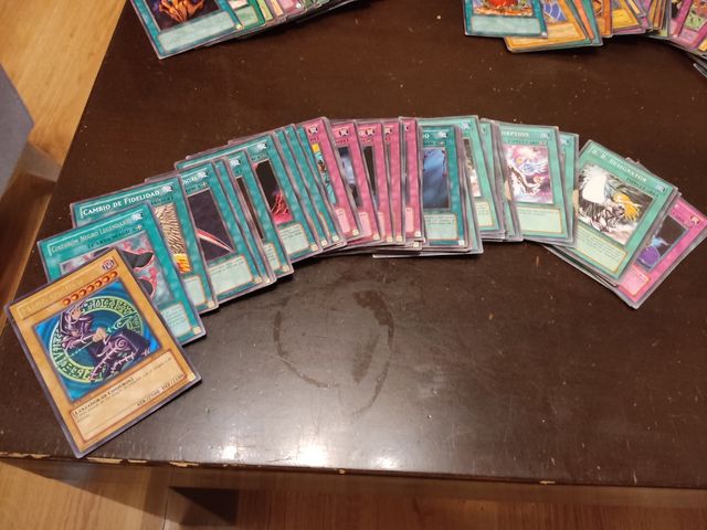 Lote 160 cartas Yu-Gi-Oh!