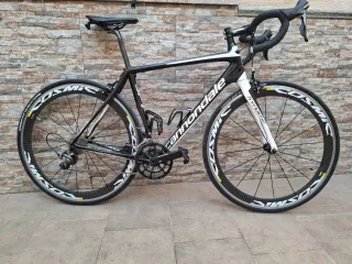 Bicicleta de carretera cannondale synapse