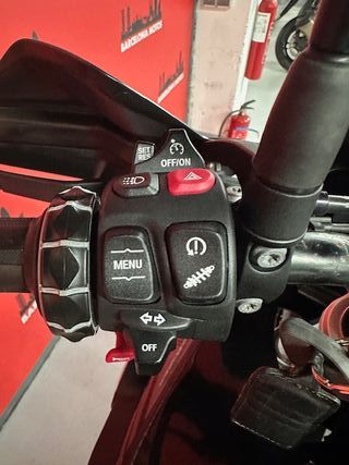 BMW F 750 GS DEL AÑO 2023 !!! BUEN ESTADO GENERAL