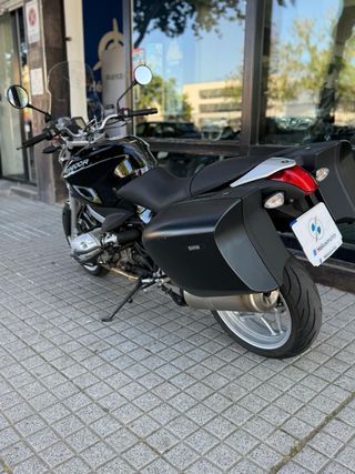 BMW R 1200 R Negra