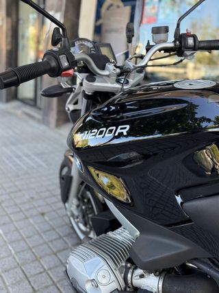BMW R 1200 R Negra