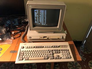 IBM PS/2 8530 ampliadísimo