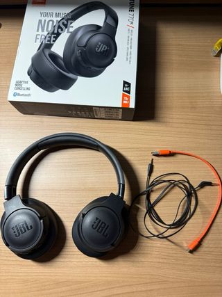 Cascos JBL Tune 770NC Negro