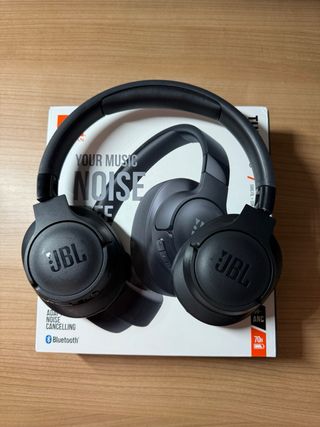 Cascos JBL Tune 770NC Negro