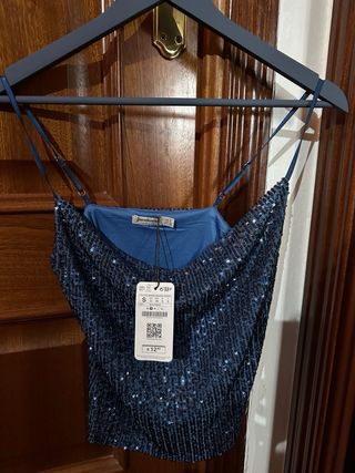 Top lentejuelas azul Stradivarius Talla S
