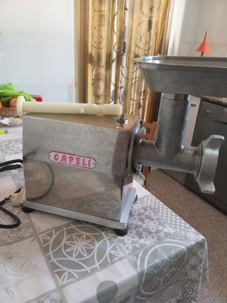 Picadora de carne industrial Capeli