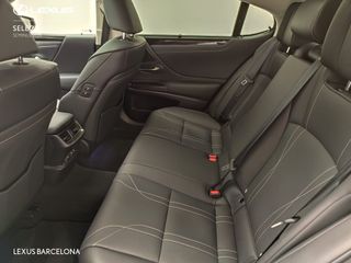 Lexus ES300h LUXURY 2019 REF 8351