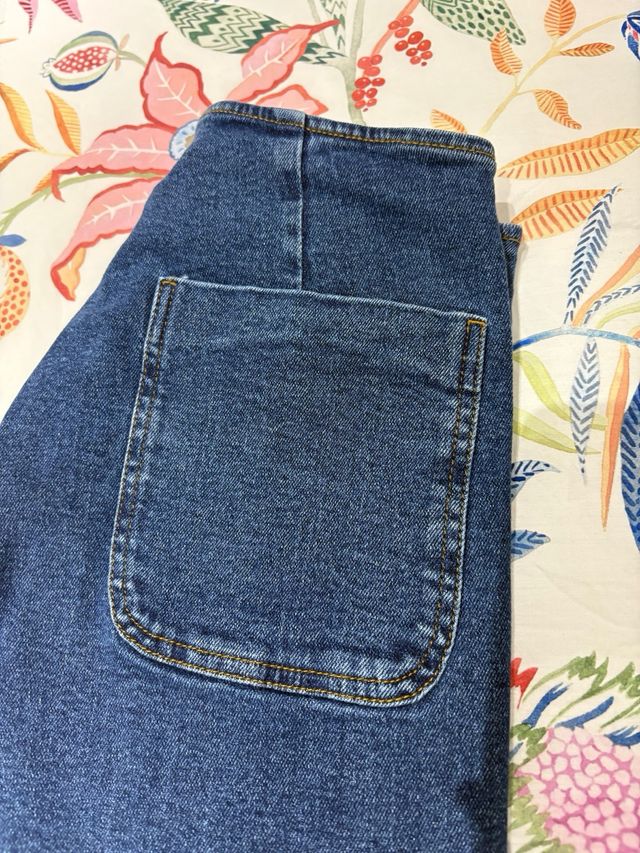 Vaqueros D77 Stradivarius Azul