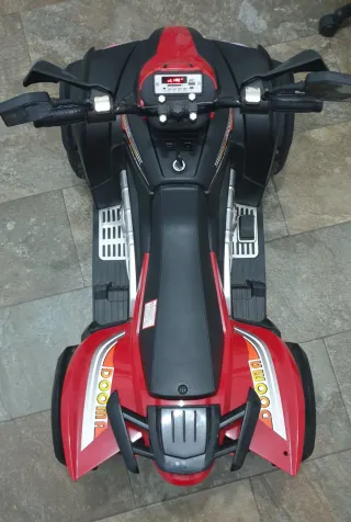 Quad y Coche mercedes Unimog pantalla tft mando