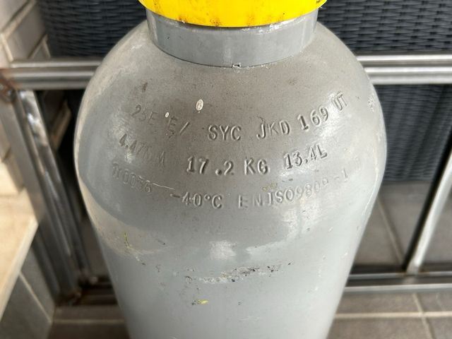 Botella CO2 + Regulador Soldadura