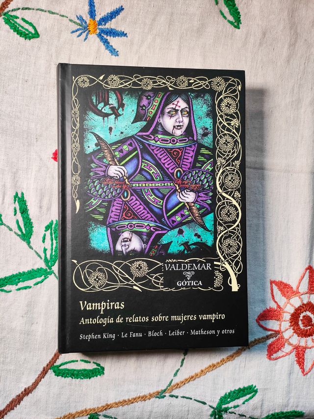 Vampiras Antología relatos mujer. Valdemar Gótica.