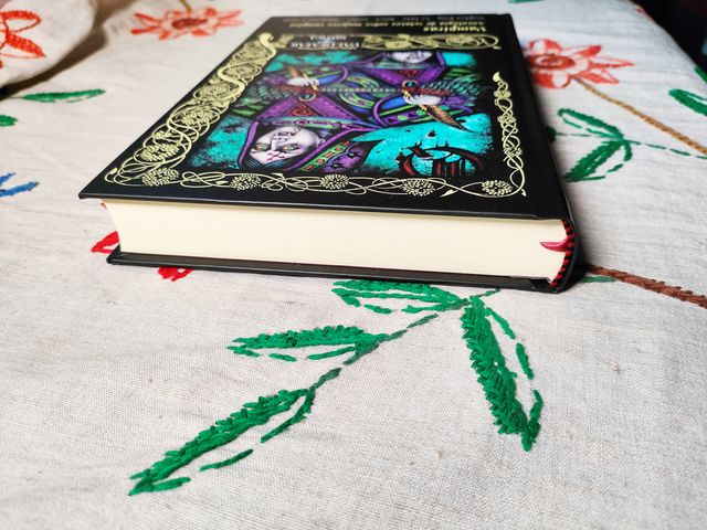 Vampiras Antología relatos mujer. Valdemar Gótica.