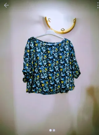 Blusa estampada floral manga corta