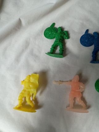 Figuras Vikingas Antiguas Plástico