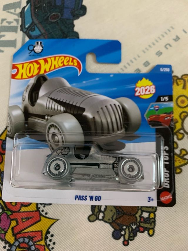 Hot Wheels 2026 Pass 'N Go 1/5