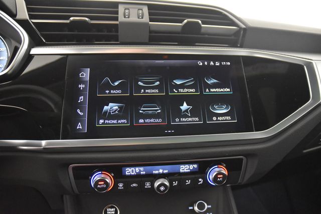 AUDI Q3 GENUINE EDITION 35 TDI S-TRONIC