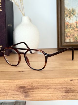 Gafas de ver marca Miller and Marc Carey