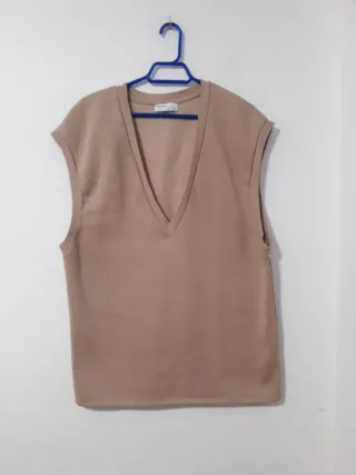 Chaleco Bershka Beige