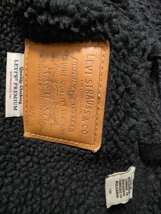 Cazadora Levi's Negra Talla L