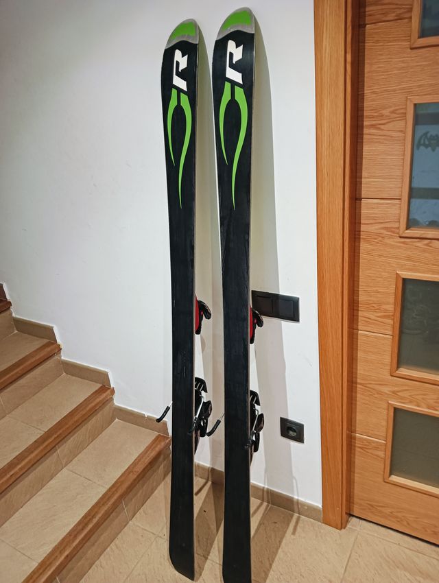 Equipo completo esquí travesía