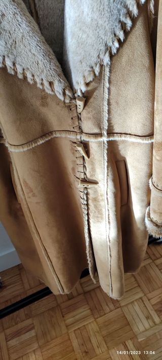 Abrigo antelina camel forro pelo talla 54