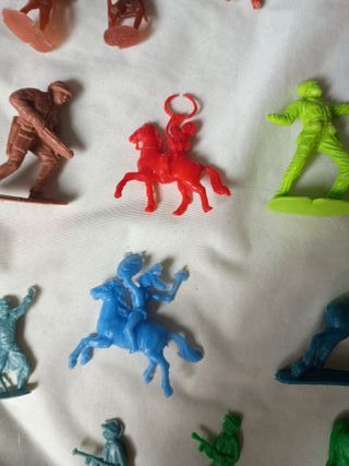 Figuras de acción variadas