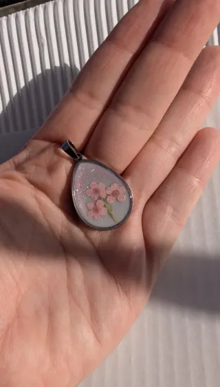 Collar Gota Flores Naturales Rosa y Plata