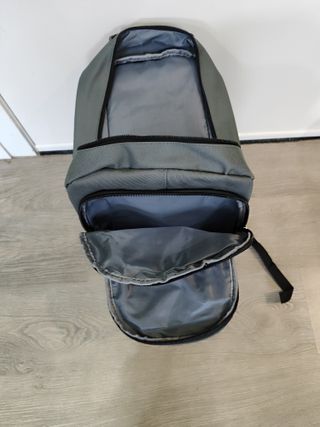 Mochila gris impermeable 20L multifunción