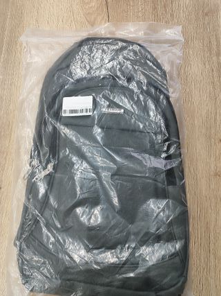 Mochila gris impermeable 20L multifunción