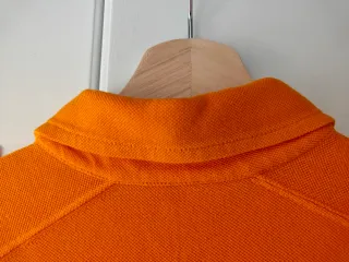 Polo Burberry manga larga naranja