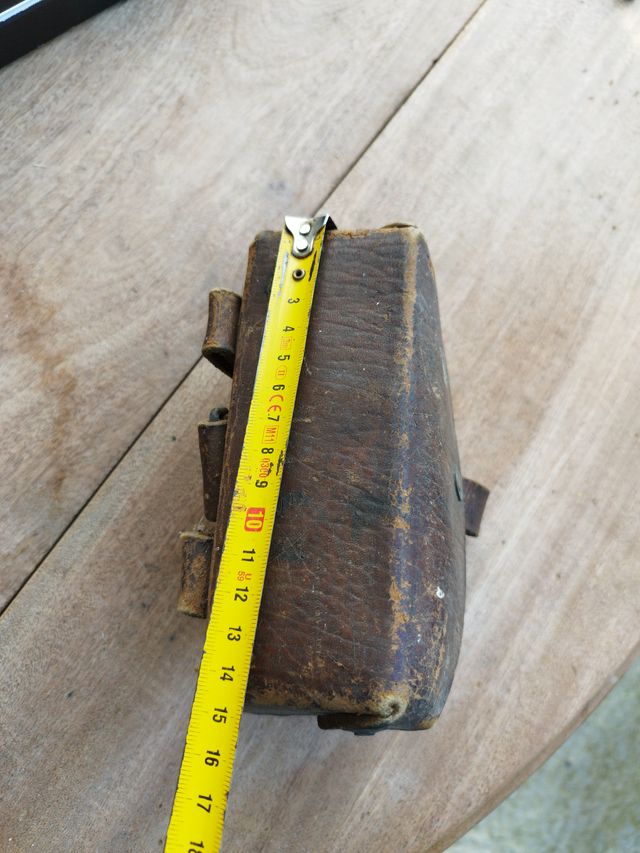 Portafoglio militare in pelle