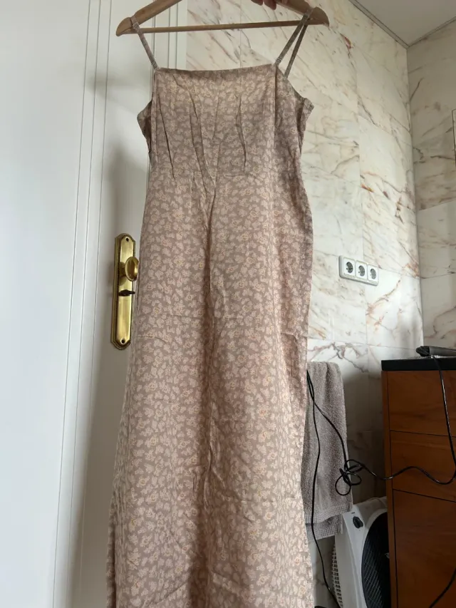 Vestido floral marrón tirantes