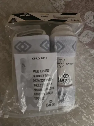 Antebrazos Karate Daedo WKF Talla S