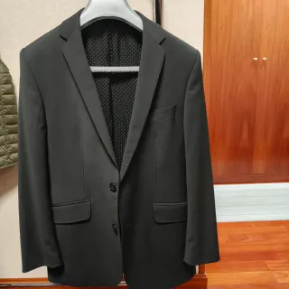 Traje negro para boda